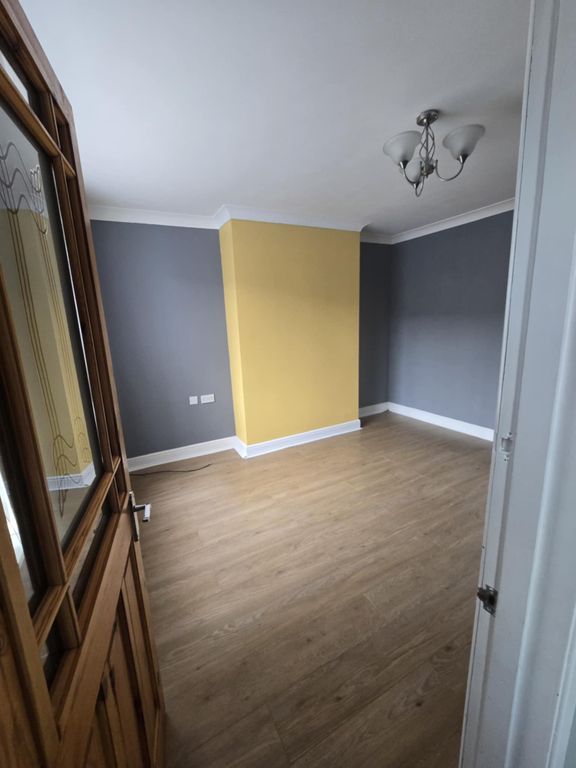 Property photo 2 of 20 E722492F-62E9-404E-B03A-F641510c0Aec