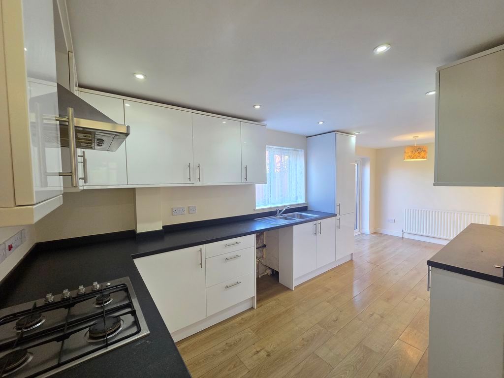 Property photo 2 of 14 Kitchen/Diner