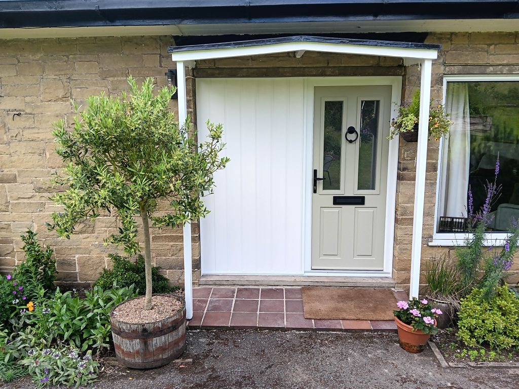 Property photo 2 of 21