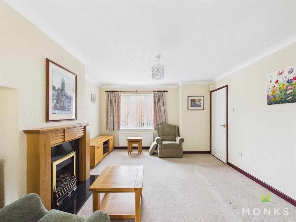 Property photo 3 of 12 Cam03644G0-Pr0068-Still003.Jpg