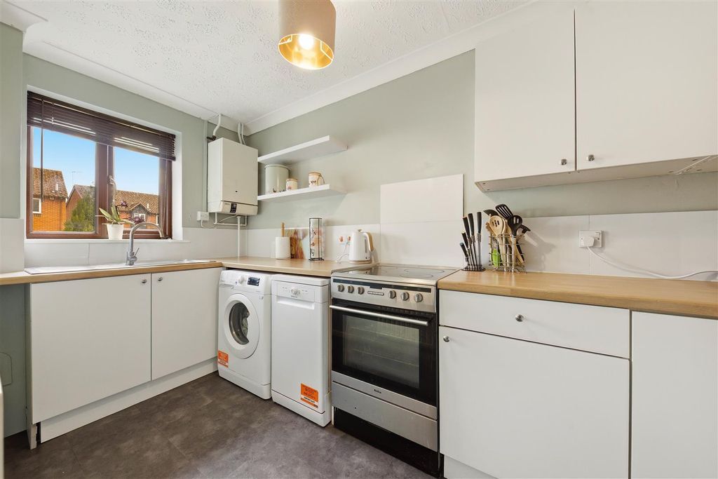 Property photo 2 of 13 Ba.Jpg