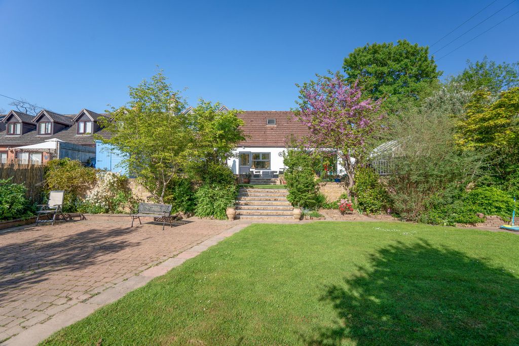 Property photo 1 of 26