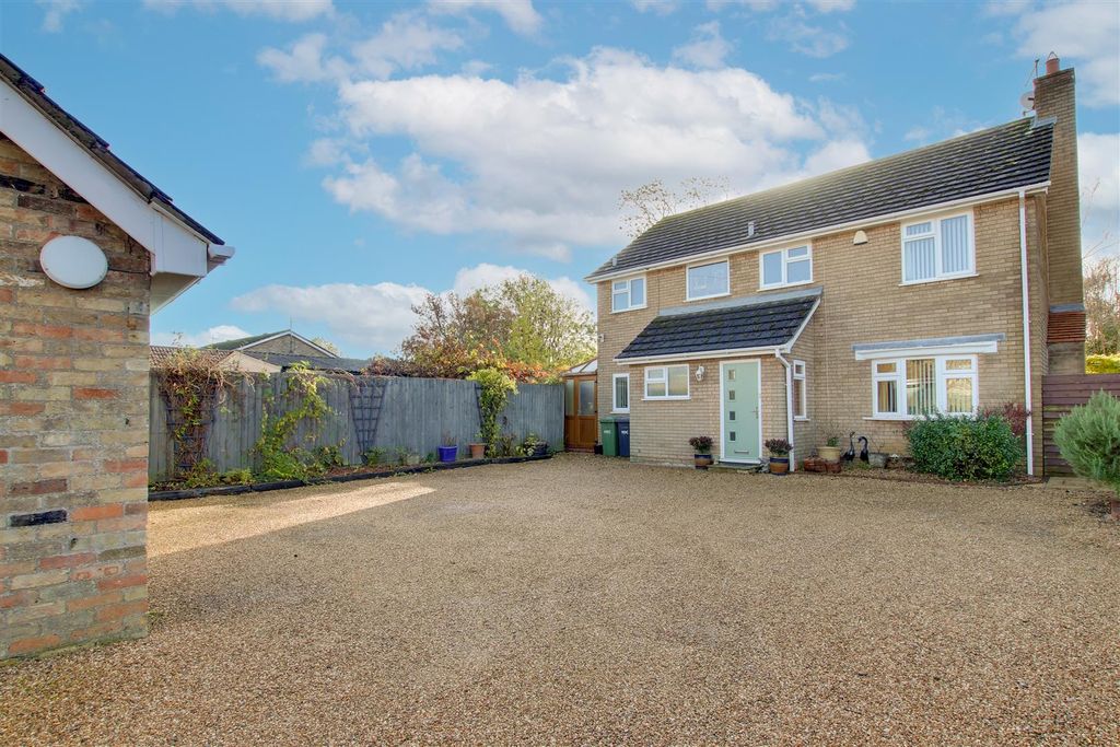 Property photo 1 of 30