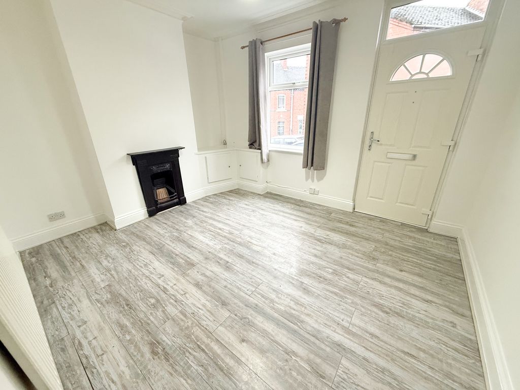 Property photo 2 of 16 Img_7407