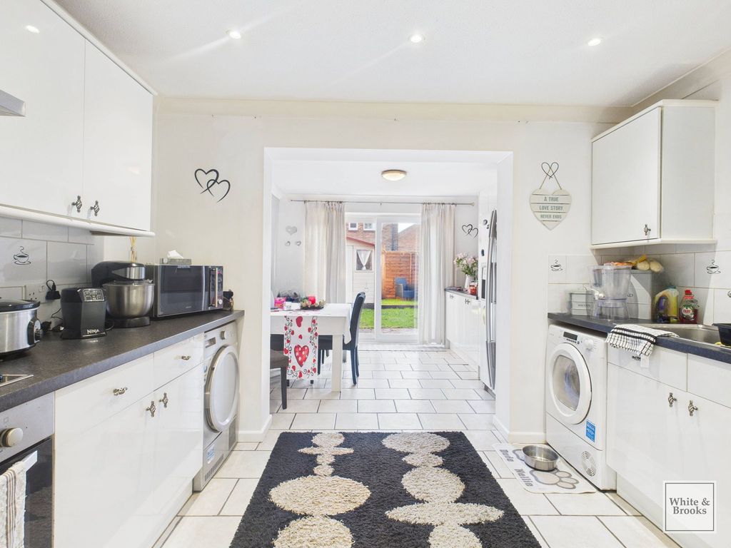 Property photo 3 of 16 Kitchen/Dining Room
