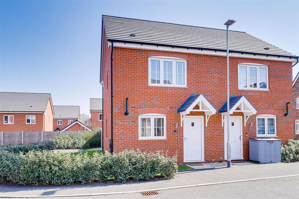 Property photo 1 of 17 11070.Jpg