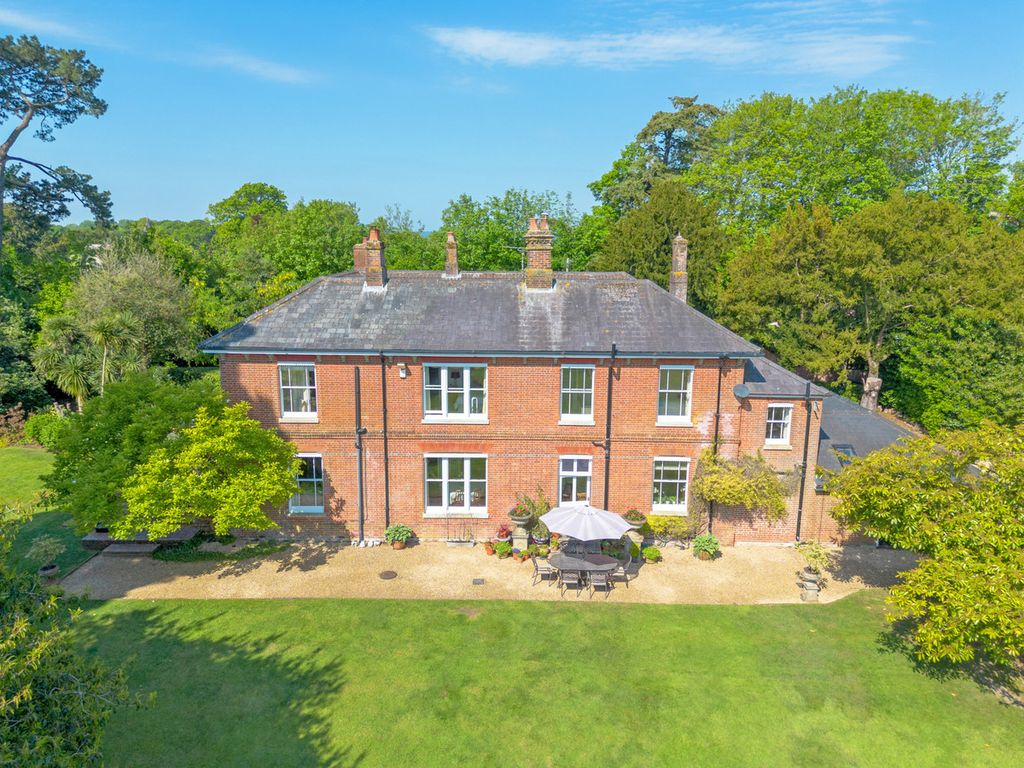 Property photo 1 of 42