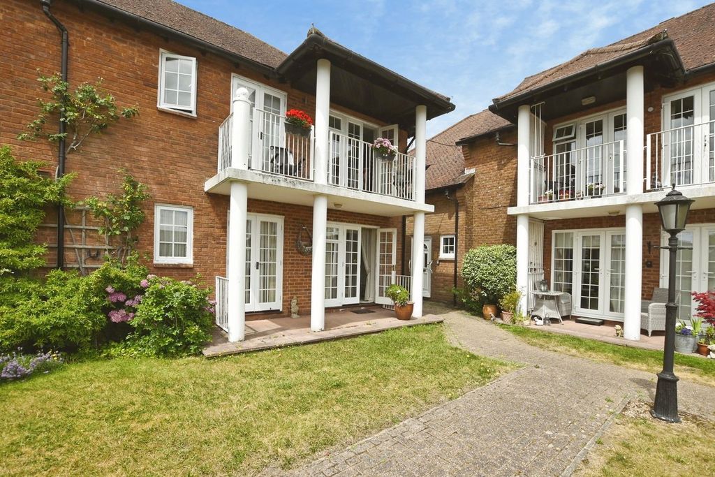 Property photo 1 of 14
