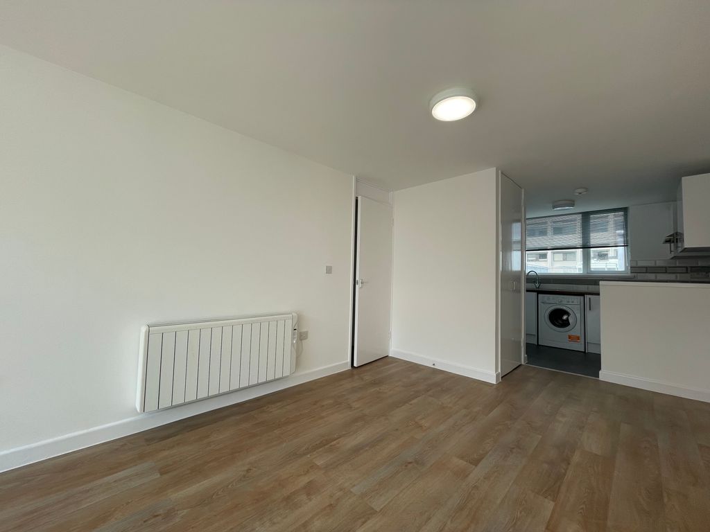 Property photo 2 of 7 Test