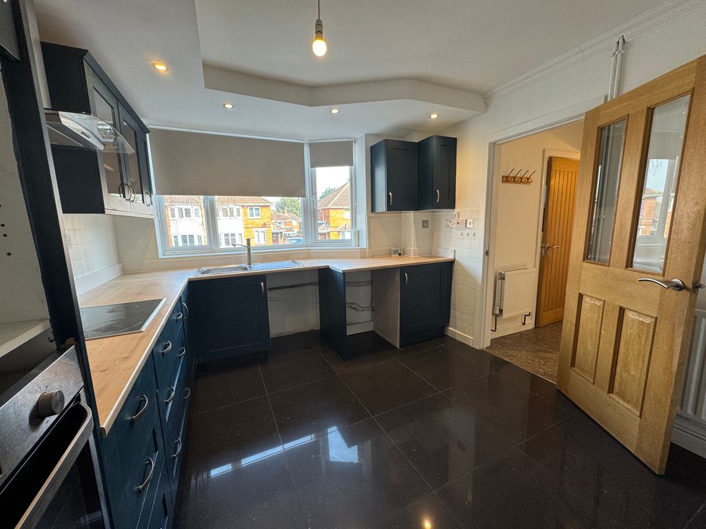 Property photo 2 of 15 Kitchen