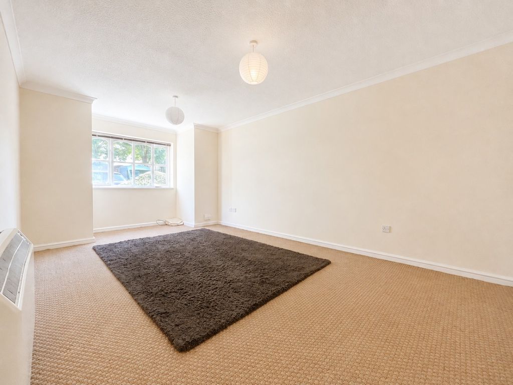Property photo 2 of 7 5440611