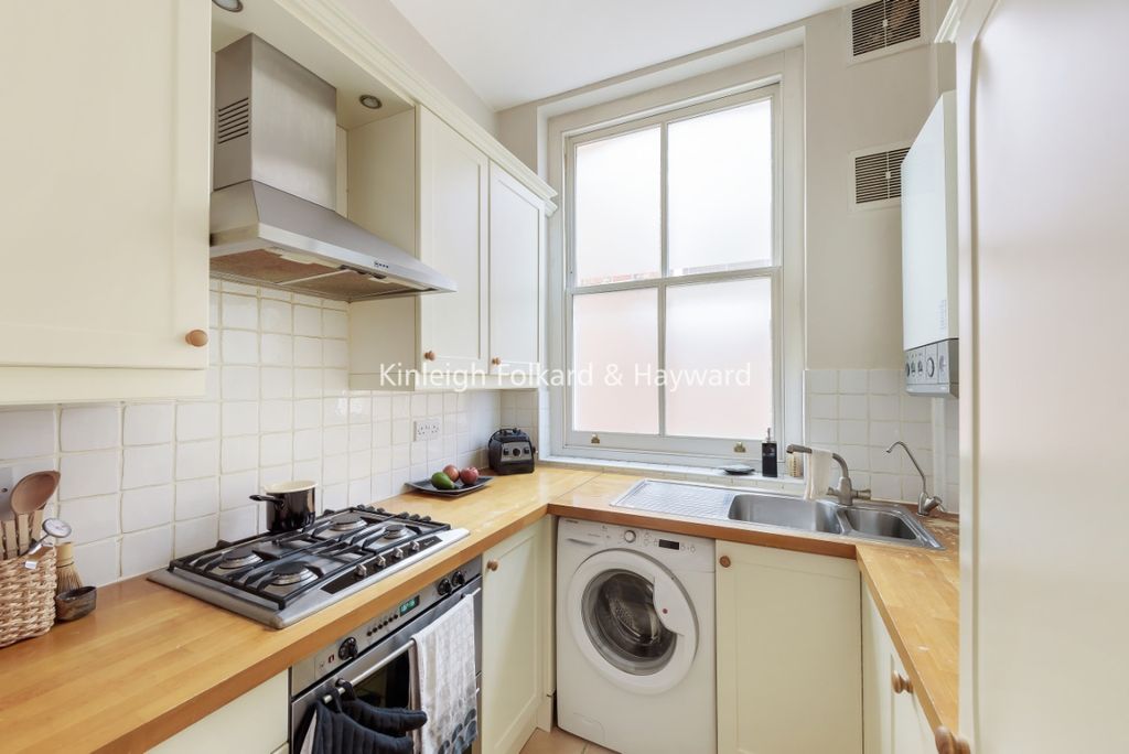 Property photo 3 of 6 3719d130-B7Dd-4Fba-B