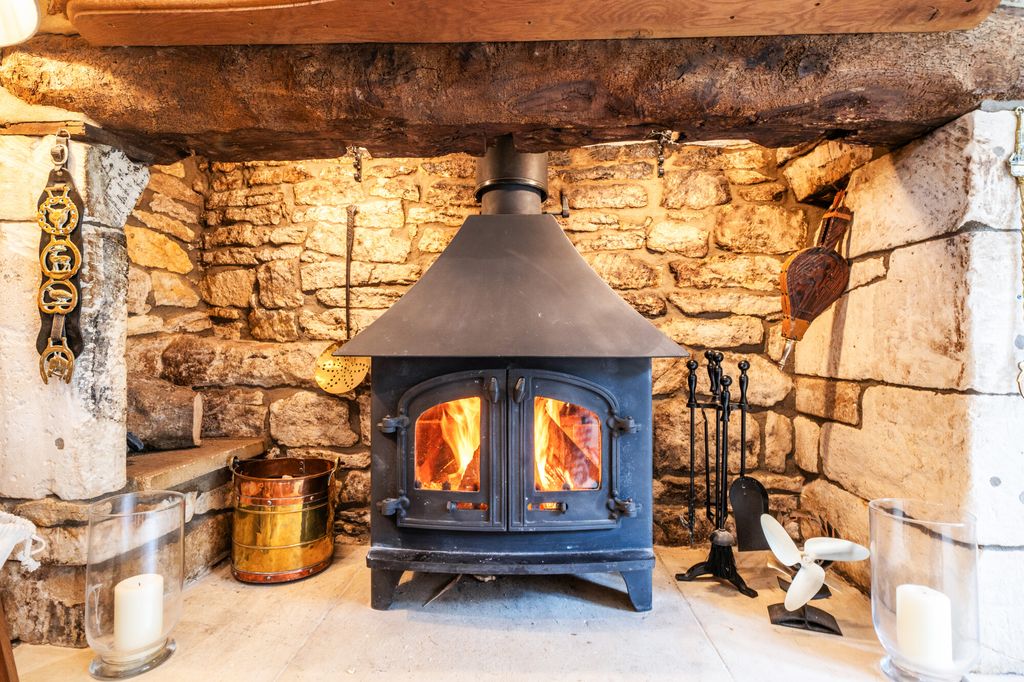 Property photo 2 of 16 Inglenook Fireplace