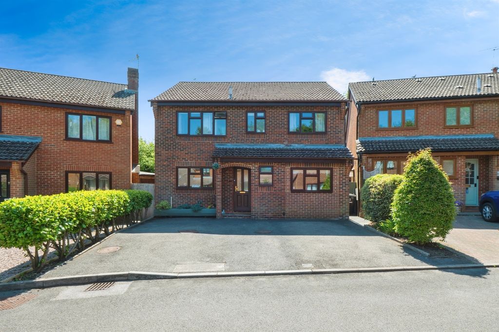 Property photo 1 of 17