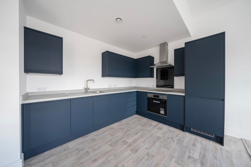 Property photo 3 of 13 1448385-9-69E64689A804F