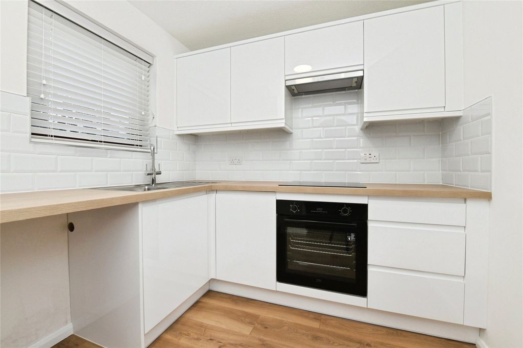 Property photo 2 of 13 Interior