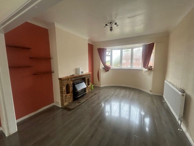 Property photo 3 of 23