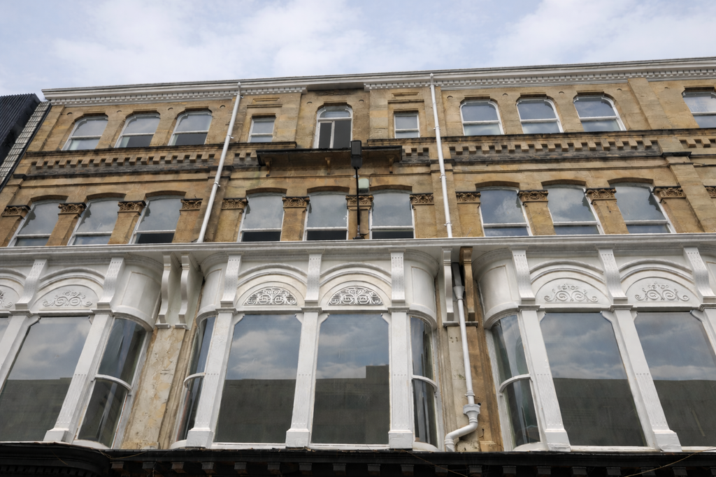 Property photo 1 of 7 Exterior