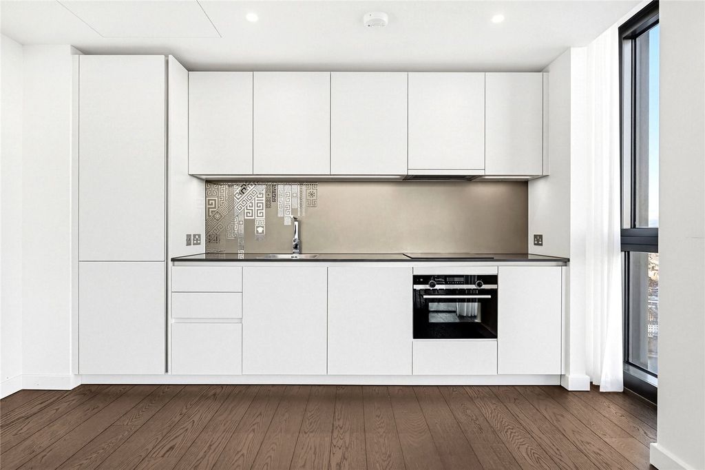 Property photo 3 of 16 Picture No. 09