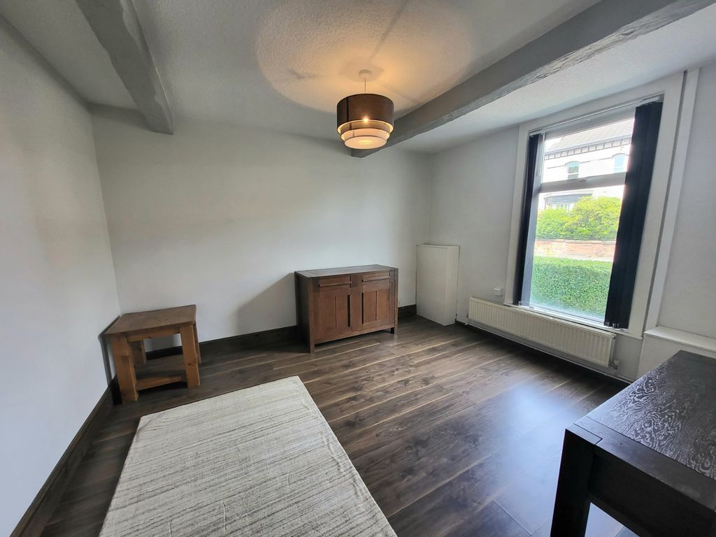 Property photo 2 of 14 Picture No. 13