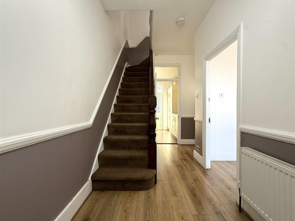 Property photo 2 of 12 Img_8855.Jpg