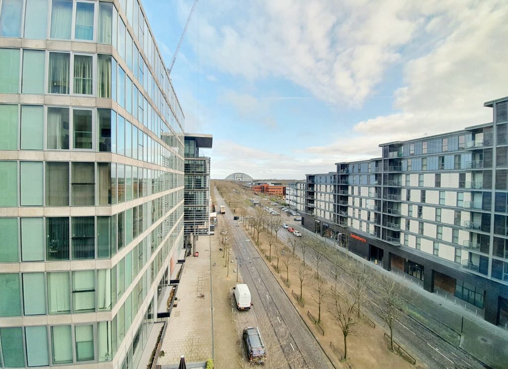 Property photo 1 of 10 Lounge View