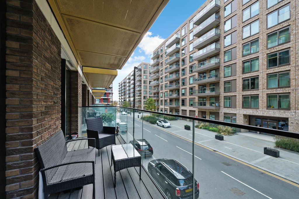 Property photo 3 of 10