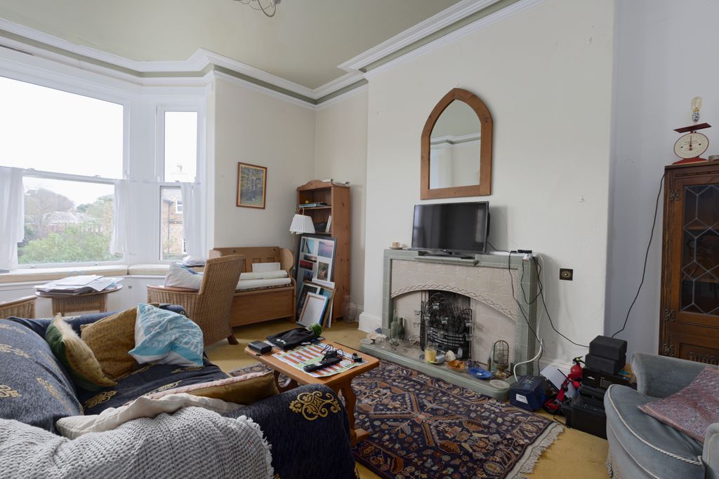 Property photo 2 of 47