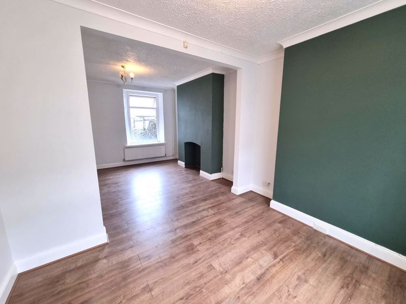 Property photo 3 of 22 Photo 20