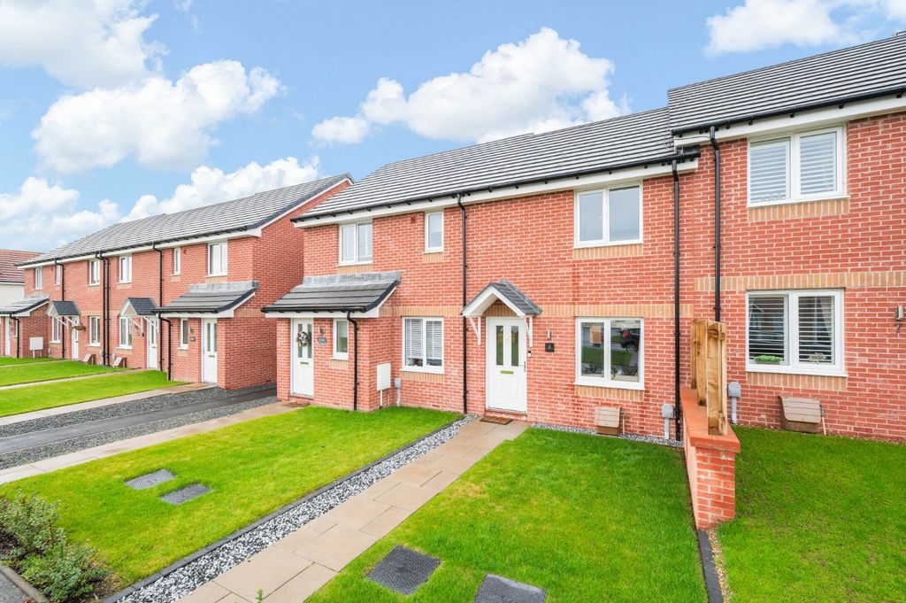 Property photo 1 of 18 5676612
