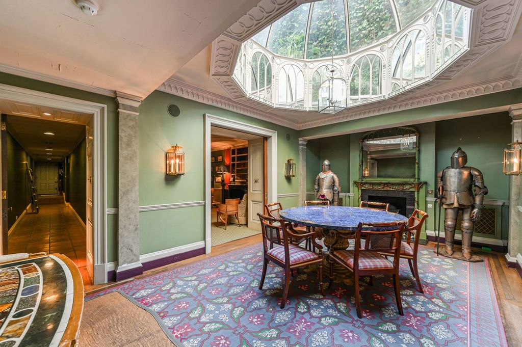 Additional image 25 of 6 bed terraced house to rentUpper Grosvenor Street, Mayfair, London W1K