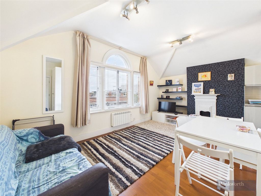 Property photo 2 of 6 Picture No. 08