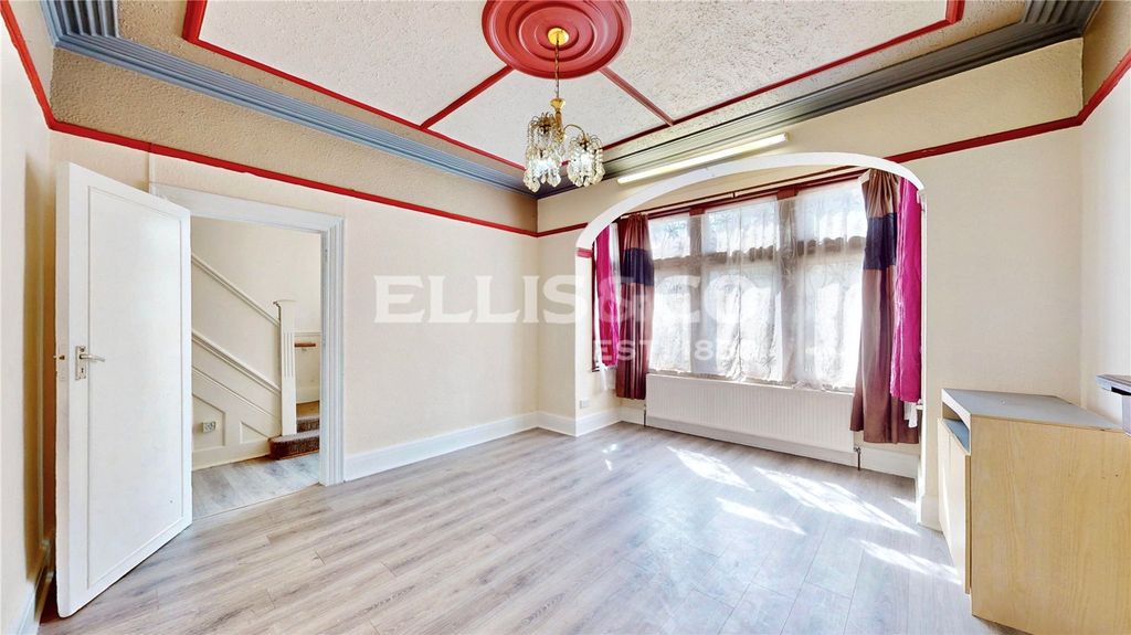 Property photo 3 of 20 Picture No. 29