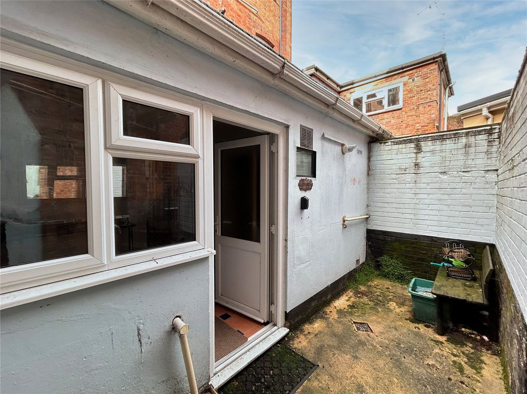 Property photo 2 of 7 Picture No. 10