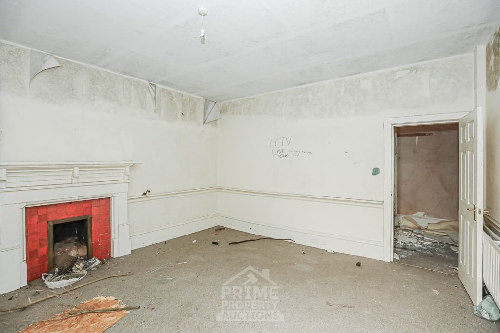 Property photo 3 of 28