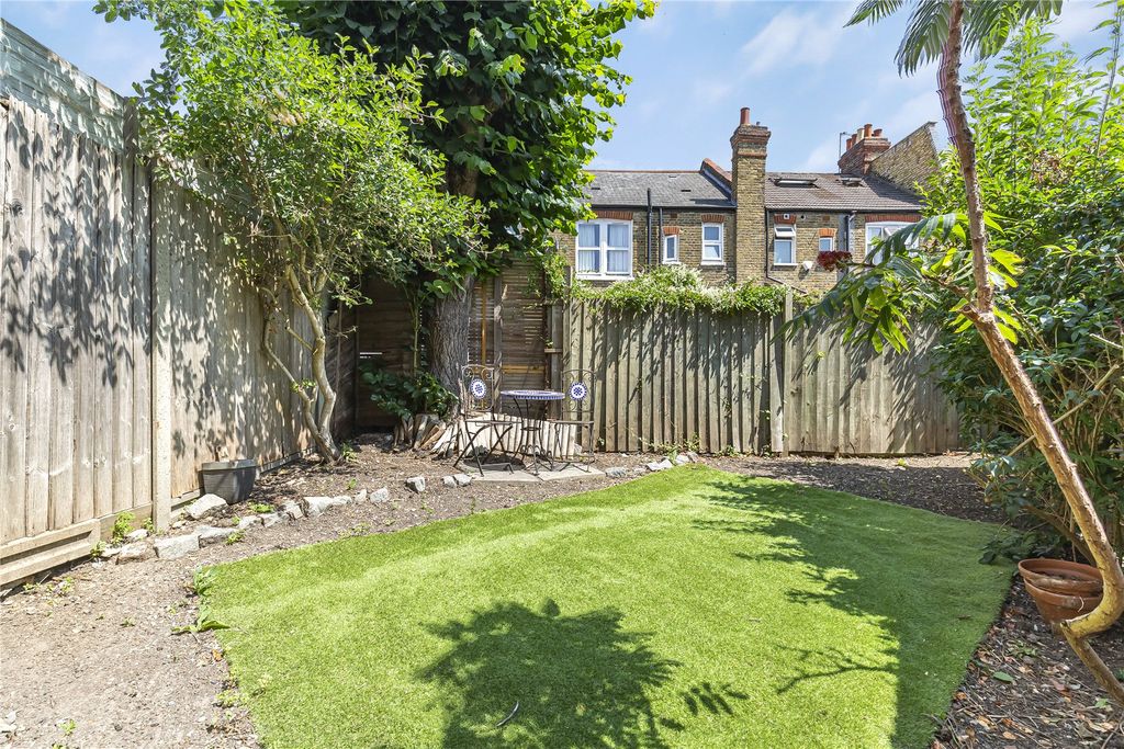 Property photo 2 of 18 Picture No. 06