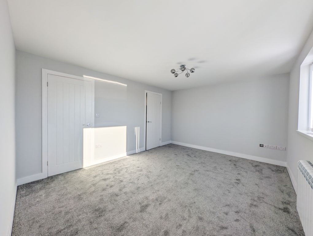 Property photo 2 of 9 Lounge