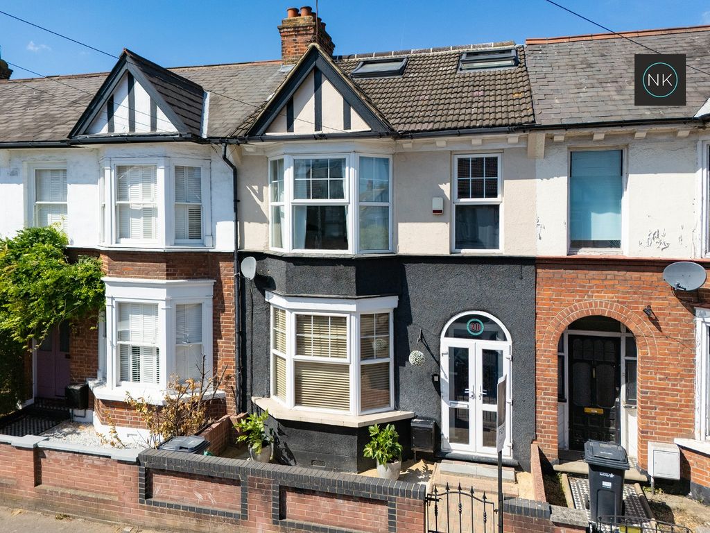 Property photo 1 of 25 5379931