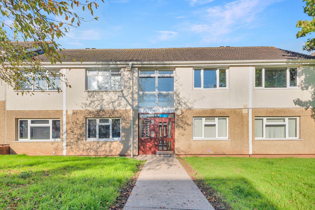 Property photo 1 of 13 4577723