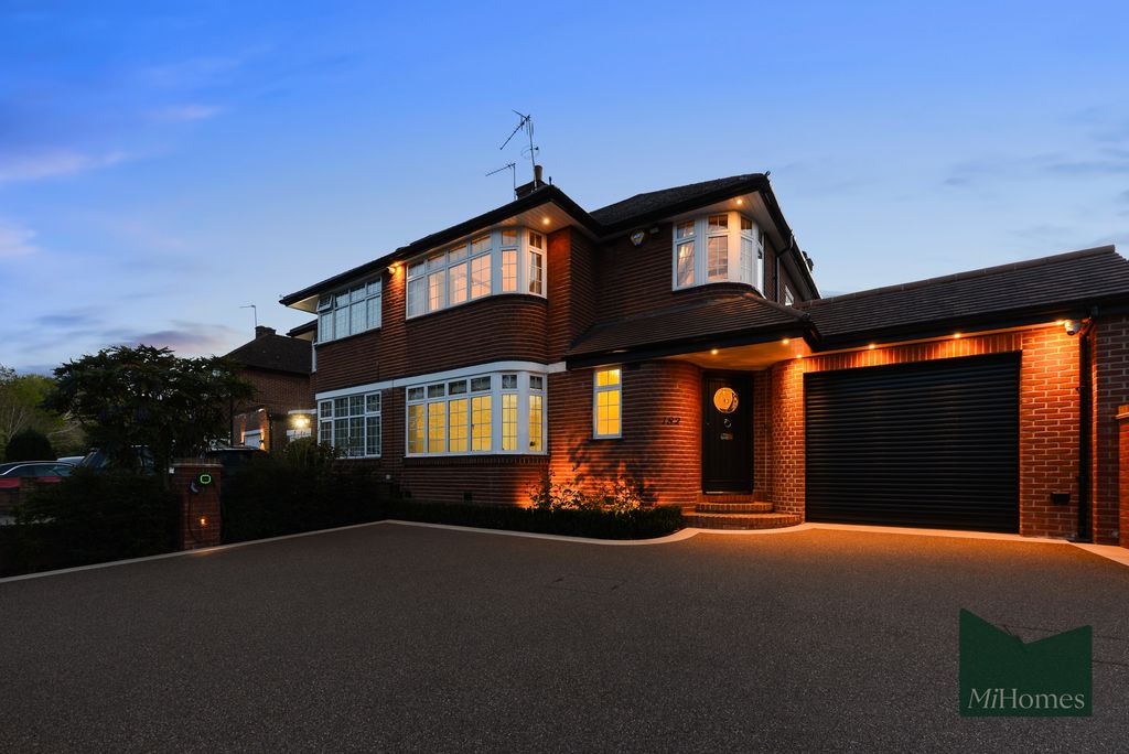 Property photo 1 of 45