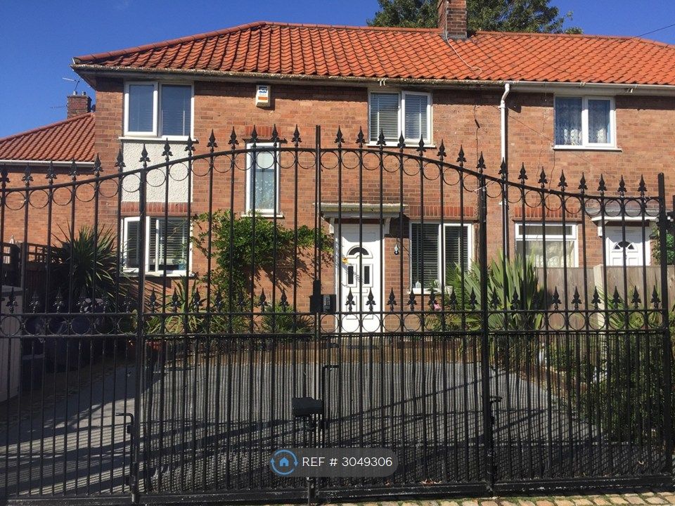 Property photo 1 of 14