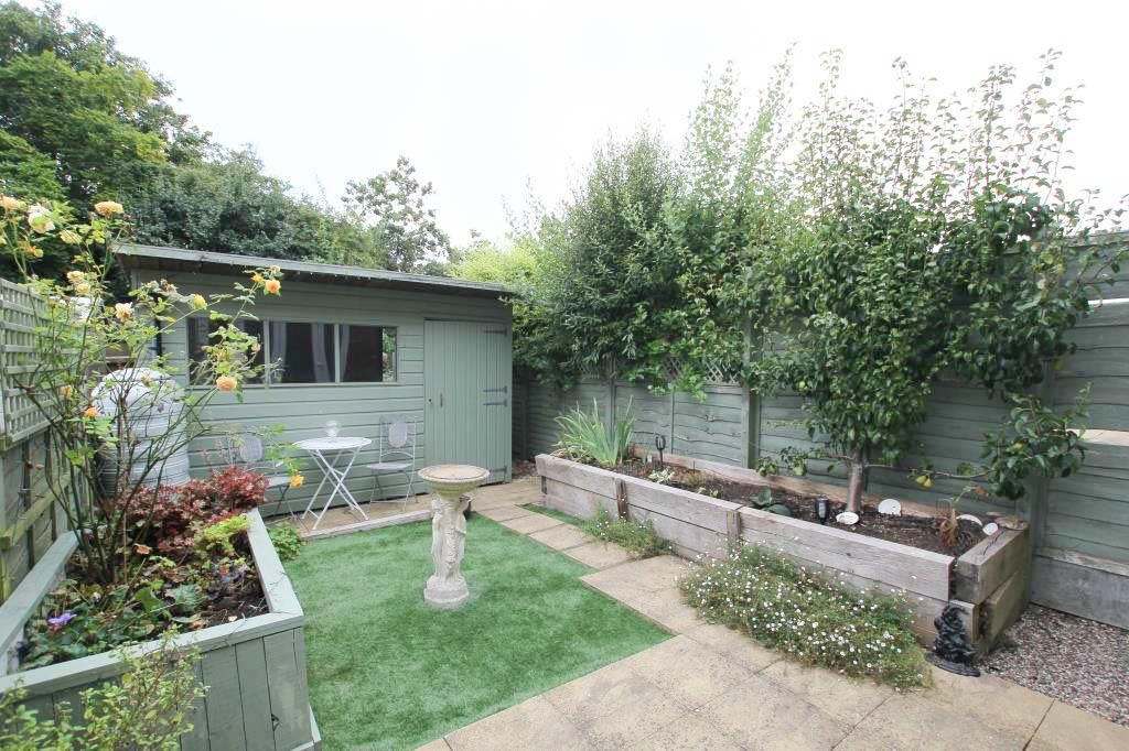 Property photo 3 of 12 Garden1.Jpg