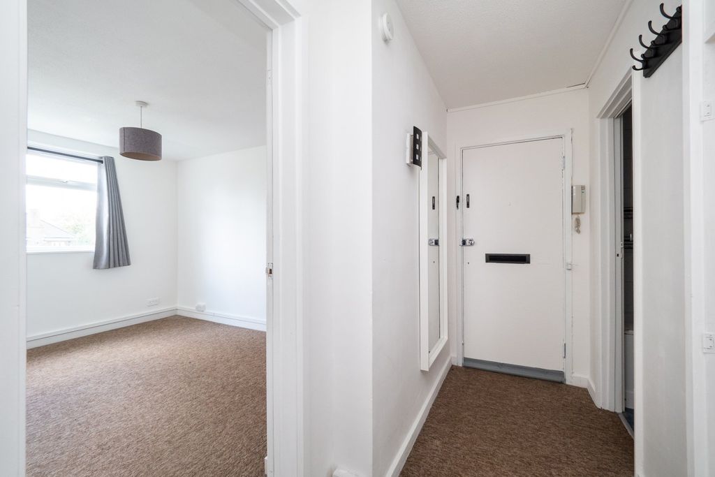Property photo 2 of 11 Picture No. 08