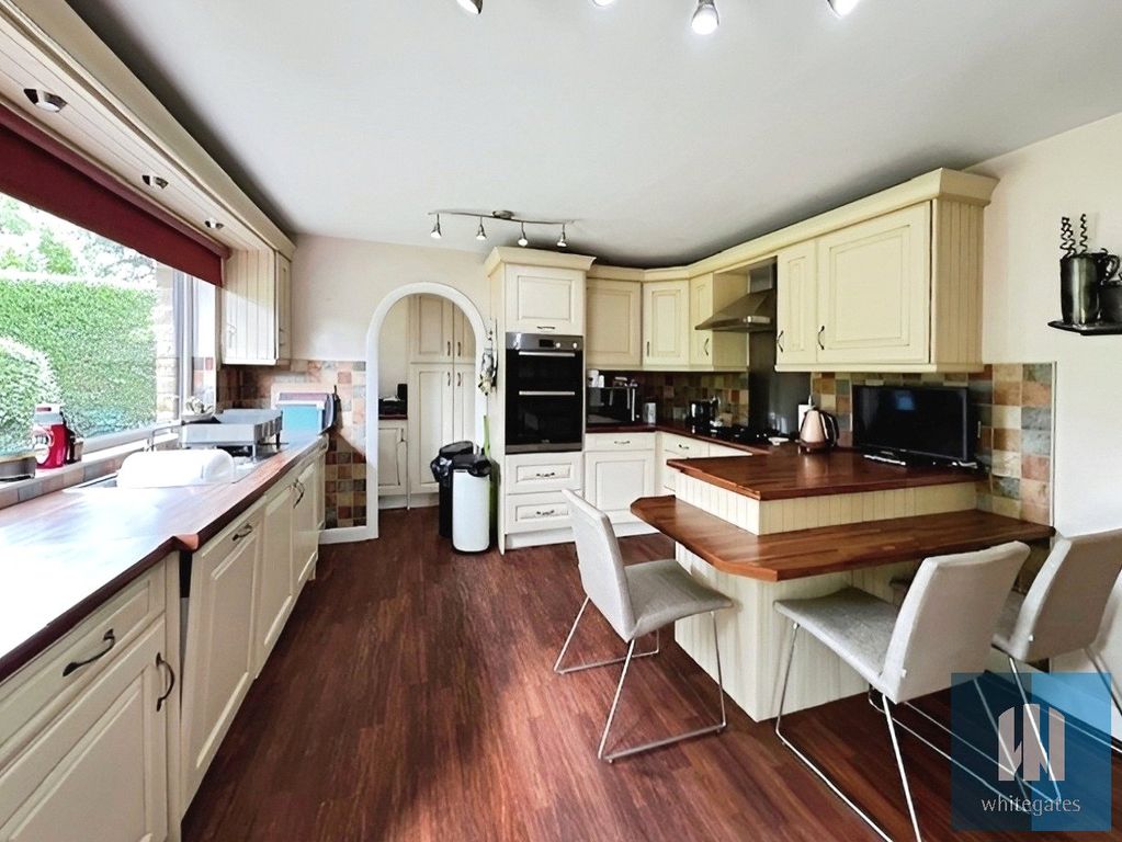 Property photo 2 of 19 Picture No. 03