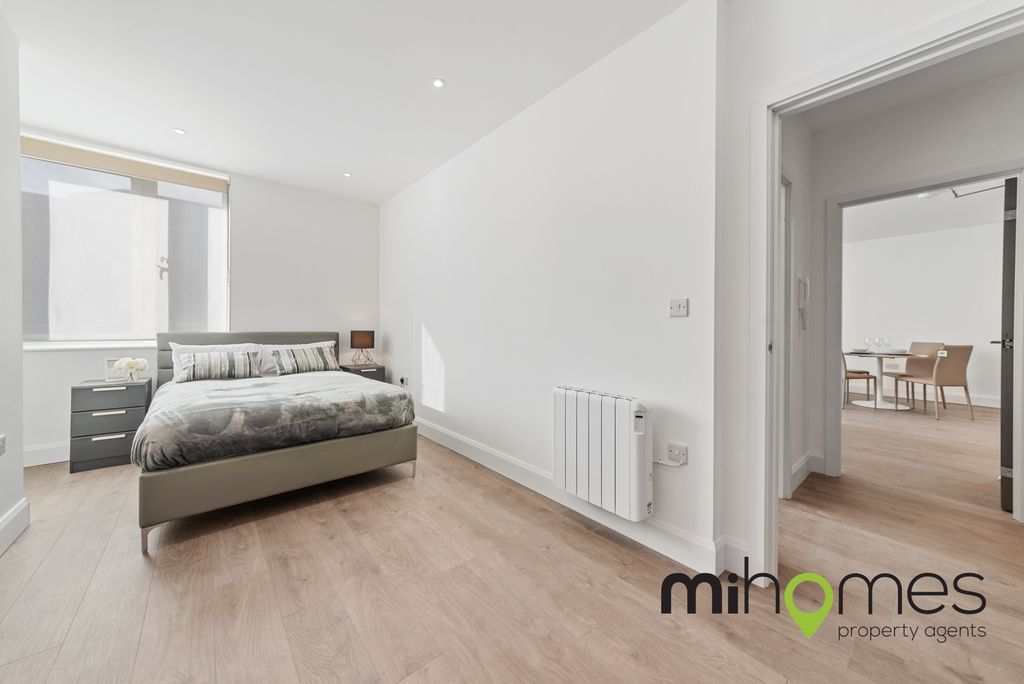 Property photo 2 of 16