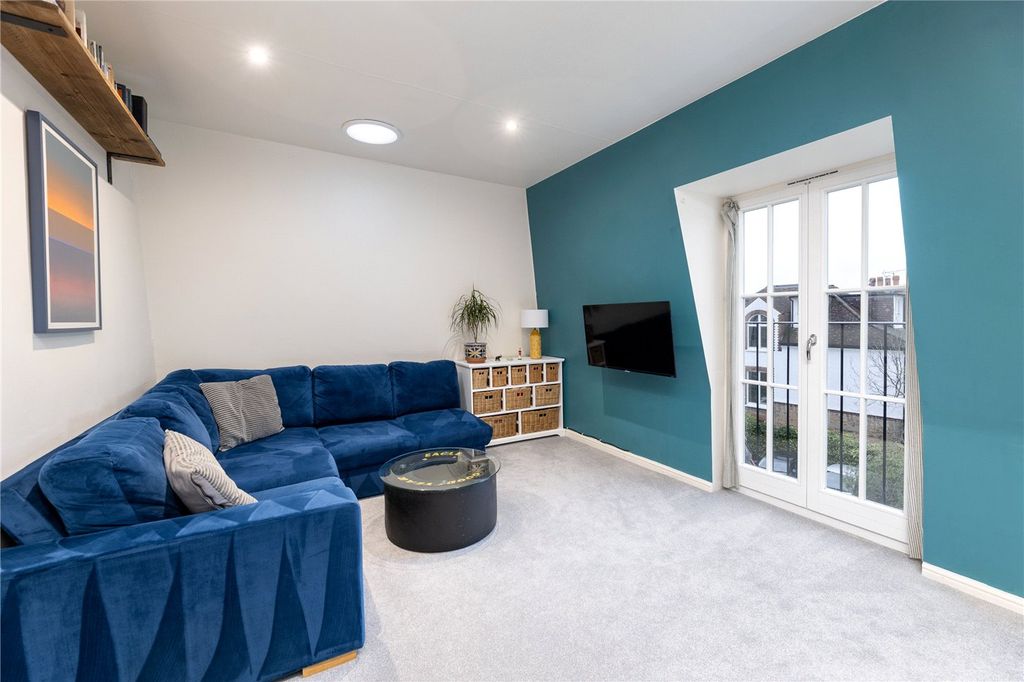 Property photo 2 of 10 Picture No. 03