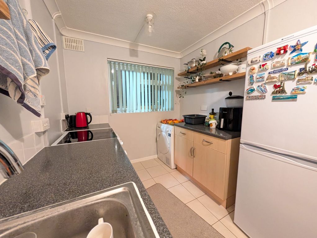 Property photo 3 of 6 Image