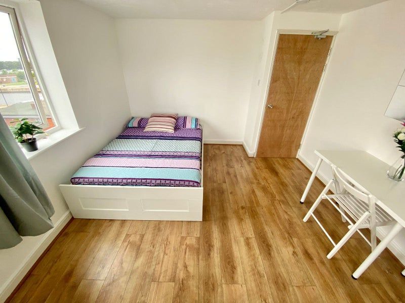 Property photo 2 of 6