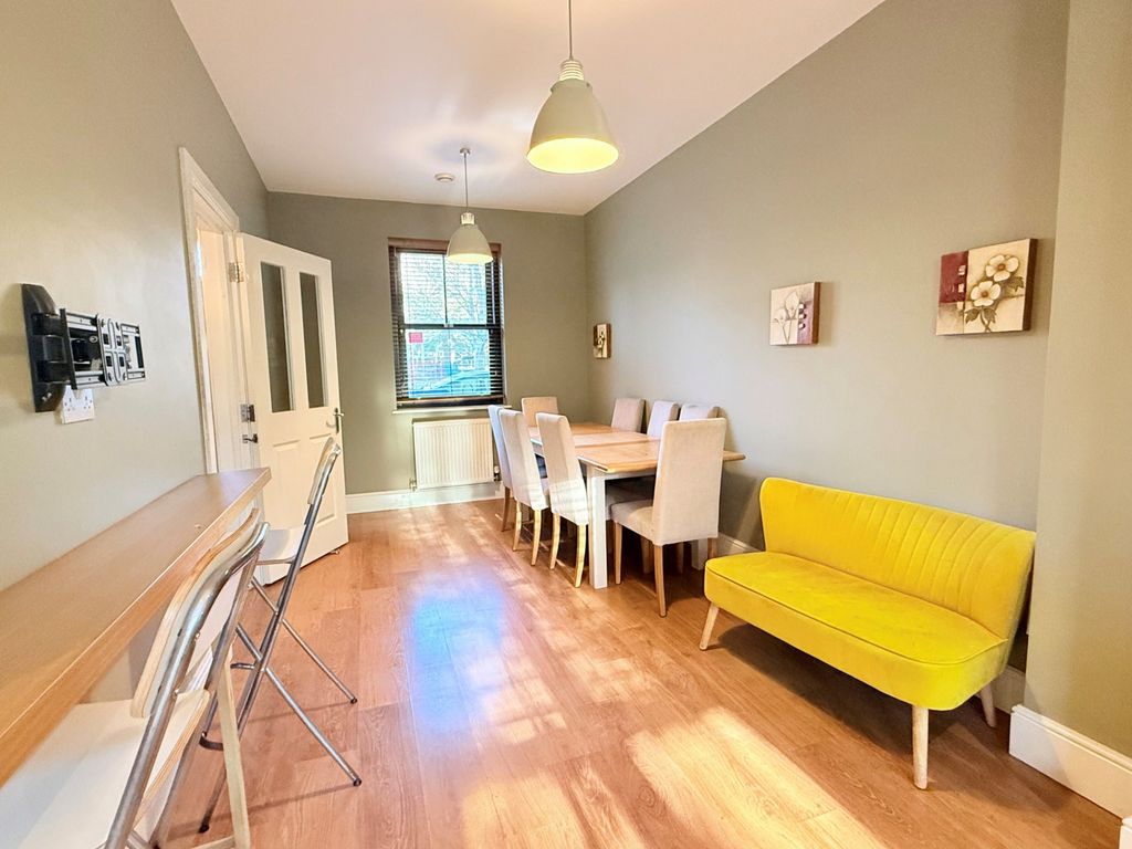 Property photo 3 of 16 Clickers Place