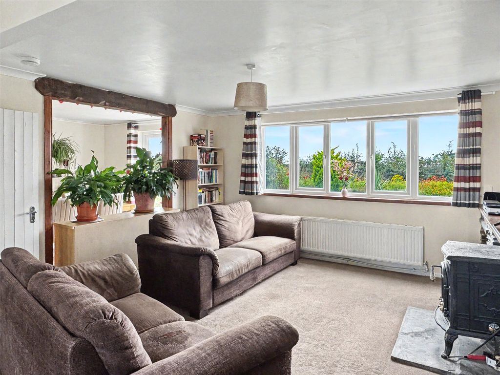 Property photo 2 of 15 Picture No. 08
